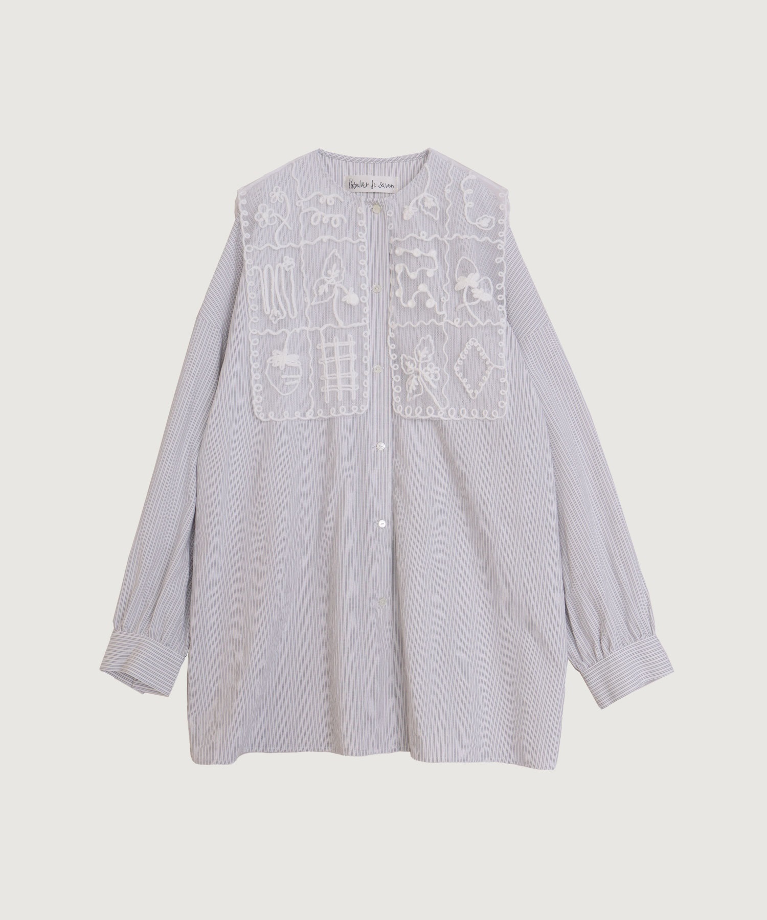 【予約販売】いちごコード刺繍　しかく襟チュニックブラウス(グレー-F)