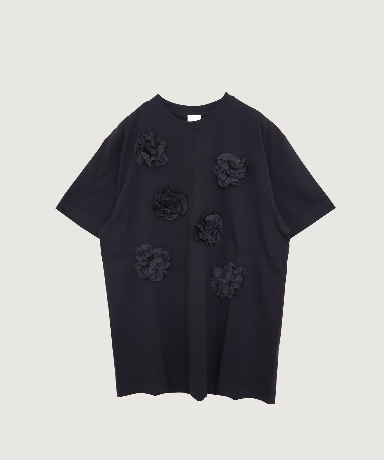 キュプラテープ刺繍 フラワーモチーフ Tシャツ(クロ-M)
