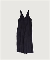 【予約販売】フィラメントヴィスコースリネンツイル Ｖネックサロペット(クロ-F)