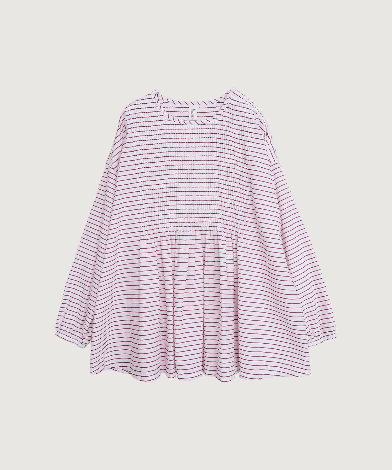 バスクシャツみたいなピンタックブラウス