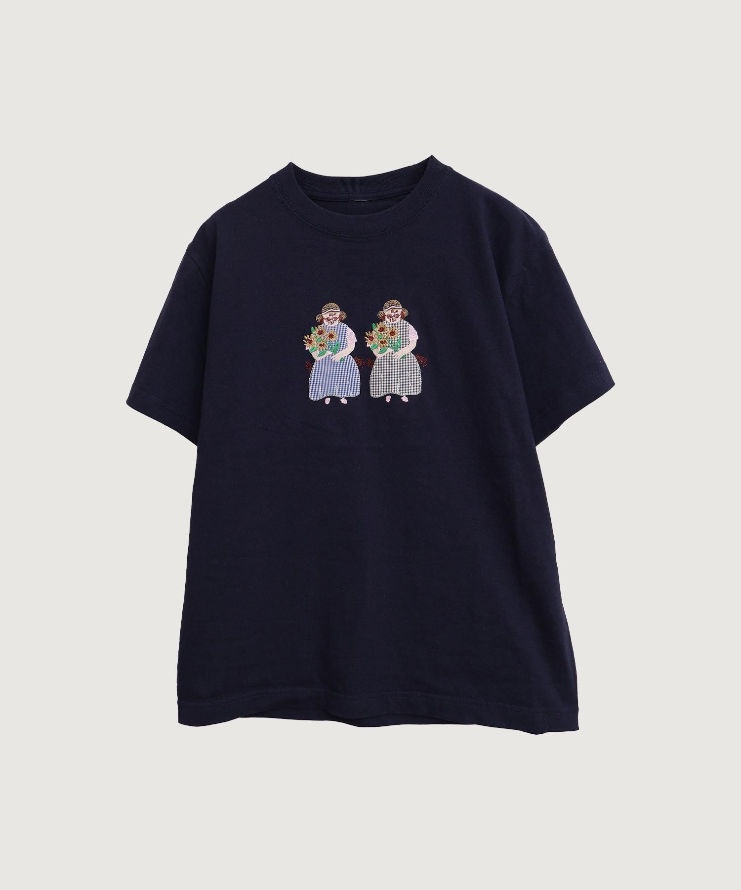 【予約販売】ひまわりおばあちゃん　アップリケ刺繍Tシャツ