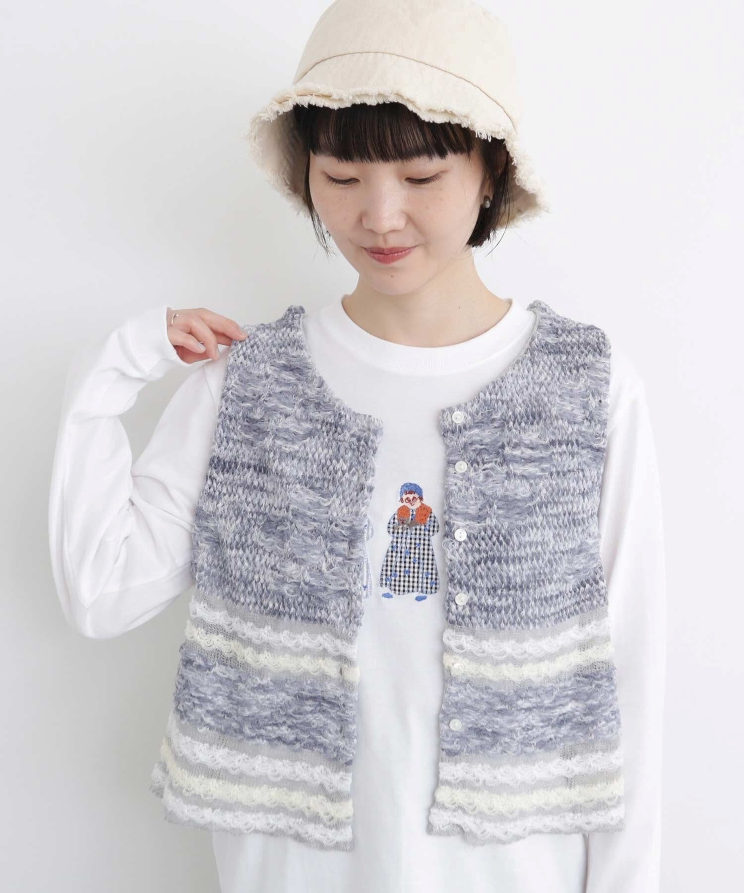 チュール編みこみ お花のベスト