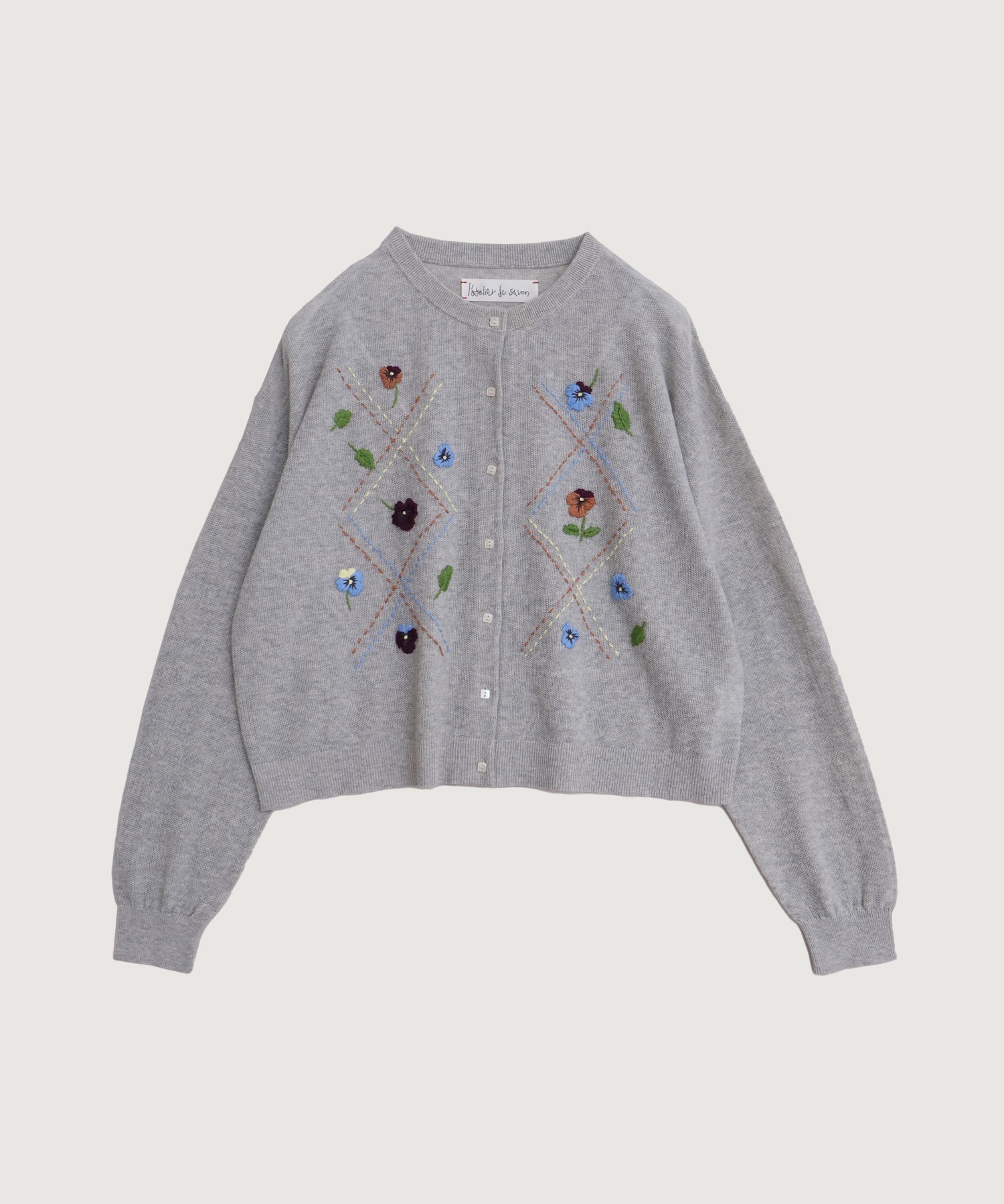 パンジーのお花　ハンド刺繍カーディガン
