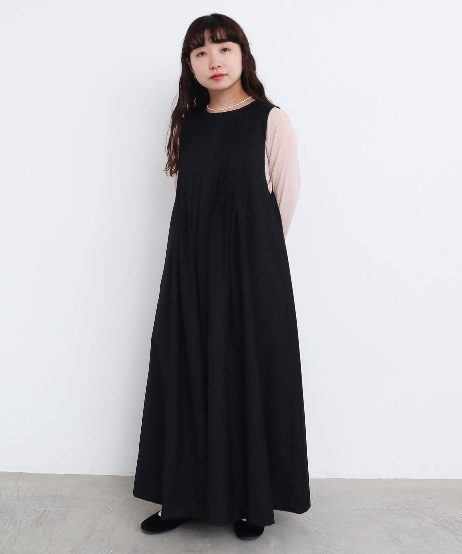 TRプリーツタック ノースリワンピース