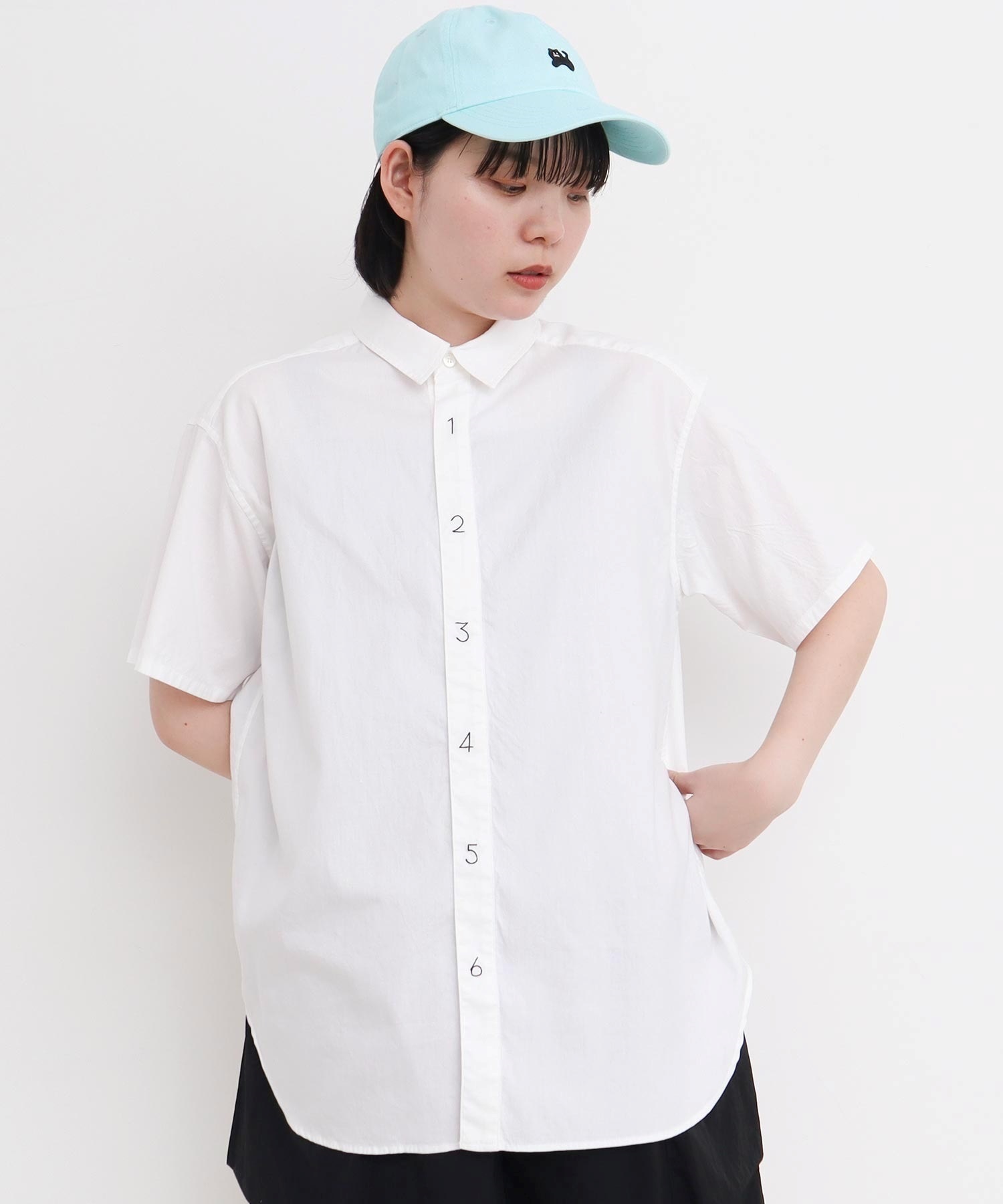 80/2ピンオックス 数字刺繍半袖シャツ