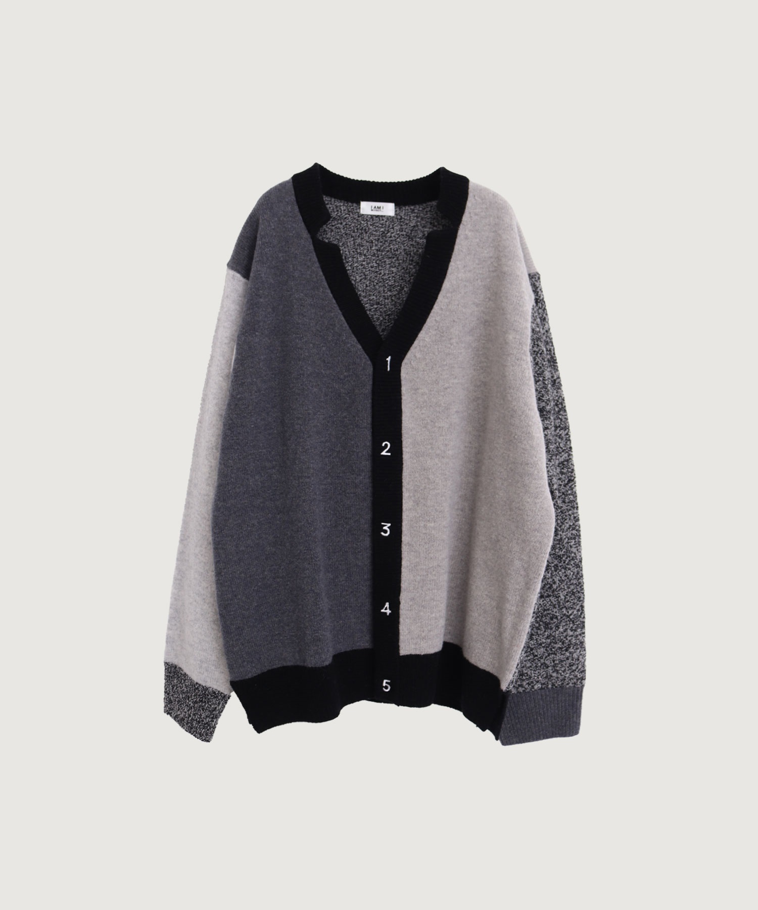 UPW数字刺繍Vカーディガン