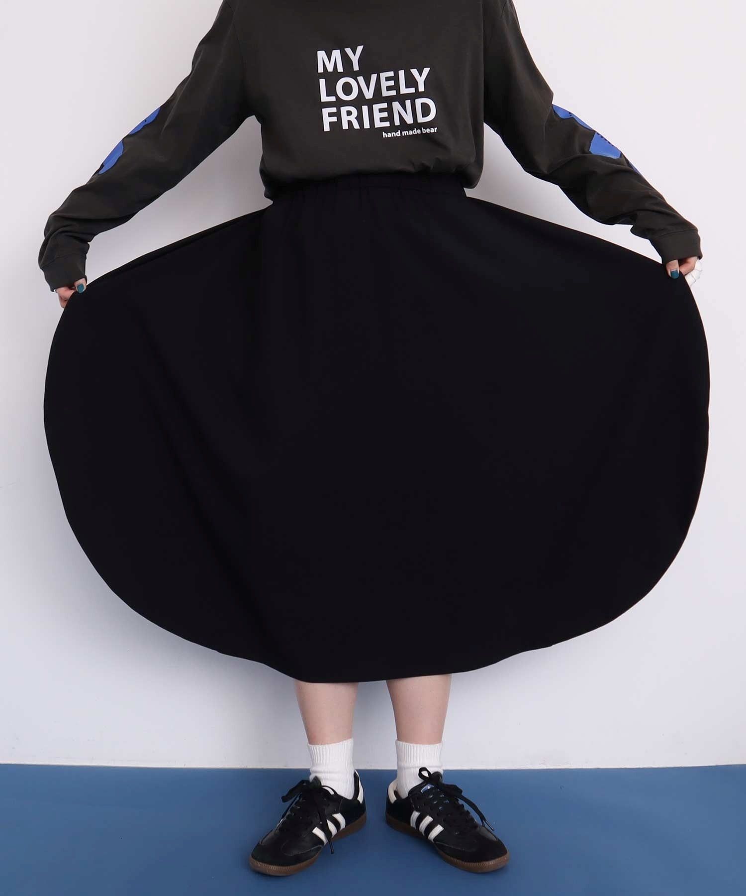 BLACK full moon skirt