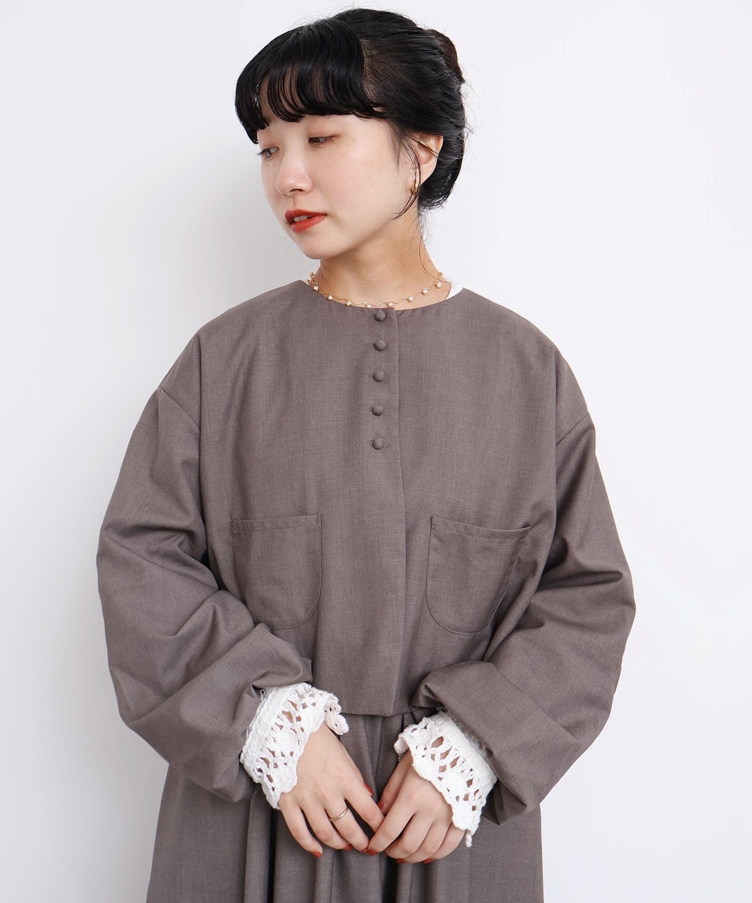 【未使用級】アトリエドゥサボン　ちびころボタン まるいお袖のジャケット クロ 商品詳細ページ